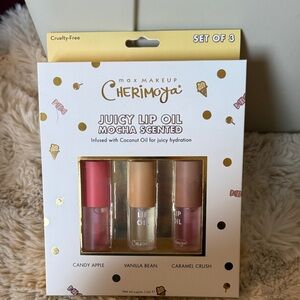 Cherimoya Juicy Lip Oil Set- Mocha Scented NIB